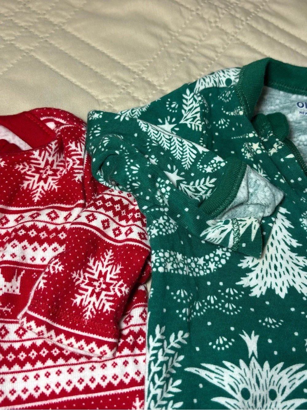 Old Navy Newborn Holiday Footed Baby Red & Green outfits